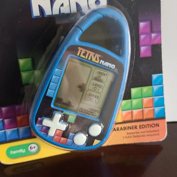 2011 Tetris Nano game handheld electronic game clip - on - Picture 2 of 5